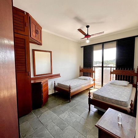 Apto Com Piscina 2 Quadras Da Praia Guaruja Luaran gambar