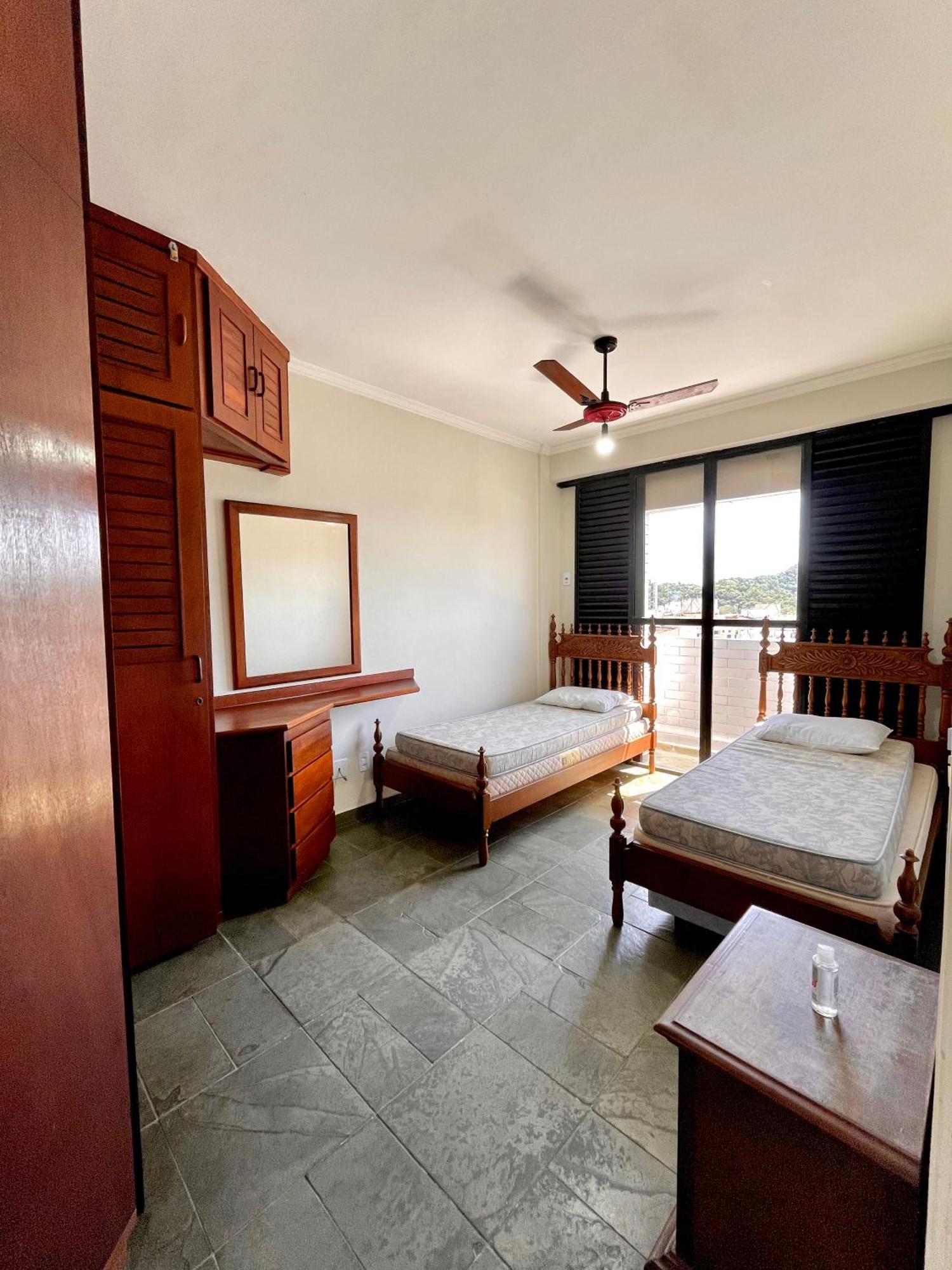 Apto Com Piscina 2 Quadras Da Praia Guaruja Luaran gambar